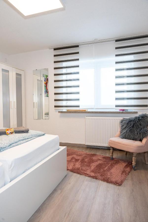 #3 Bequemes Zimmer Mit Pool Und Garten Memmingen Dış mekan fotoğraf