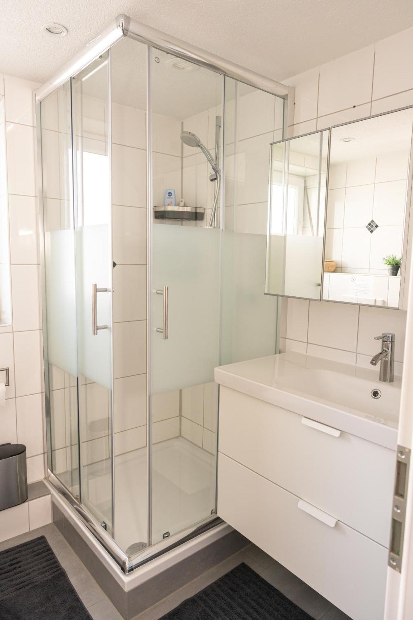 #3 Bequemes Zimmer Mit Pool Und Garten Memmingen Dış mekan fotoğraf