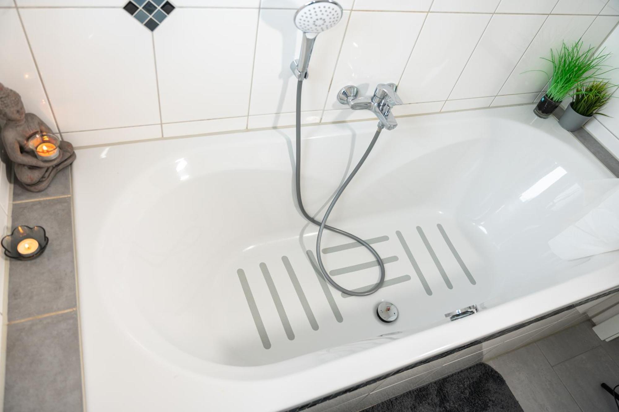#3 Bequemes Zimmer Mit Pool Und Garten Memmingen Dış mekan fotoğraf